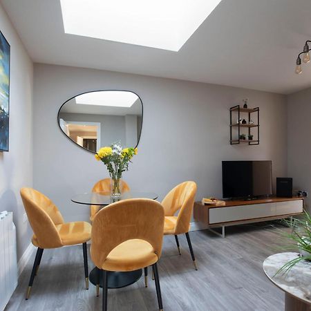 Elliot Oliver - Modern 2 Bedroom Town Centre Apartment Cheltenham Zewnętrze zdjęcie