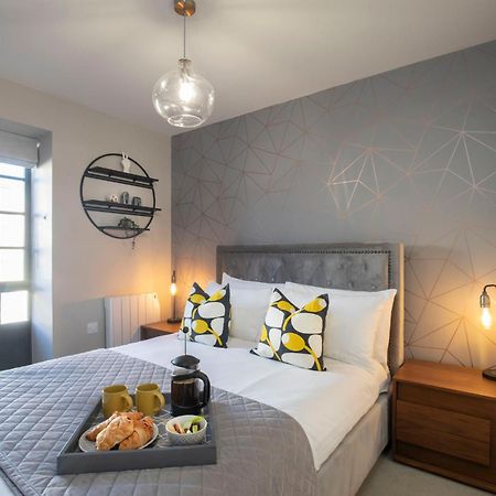 Elliot Oliver - Modern 2 Bedroom Town Centre Apartment Cheltenham Zewnętrze zdjęcie