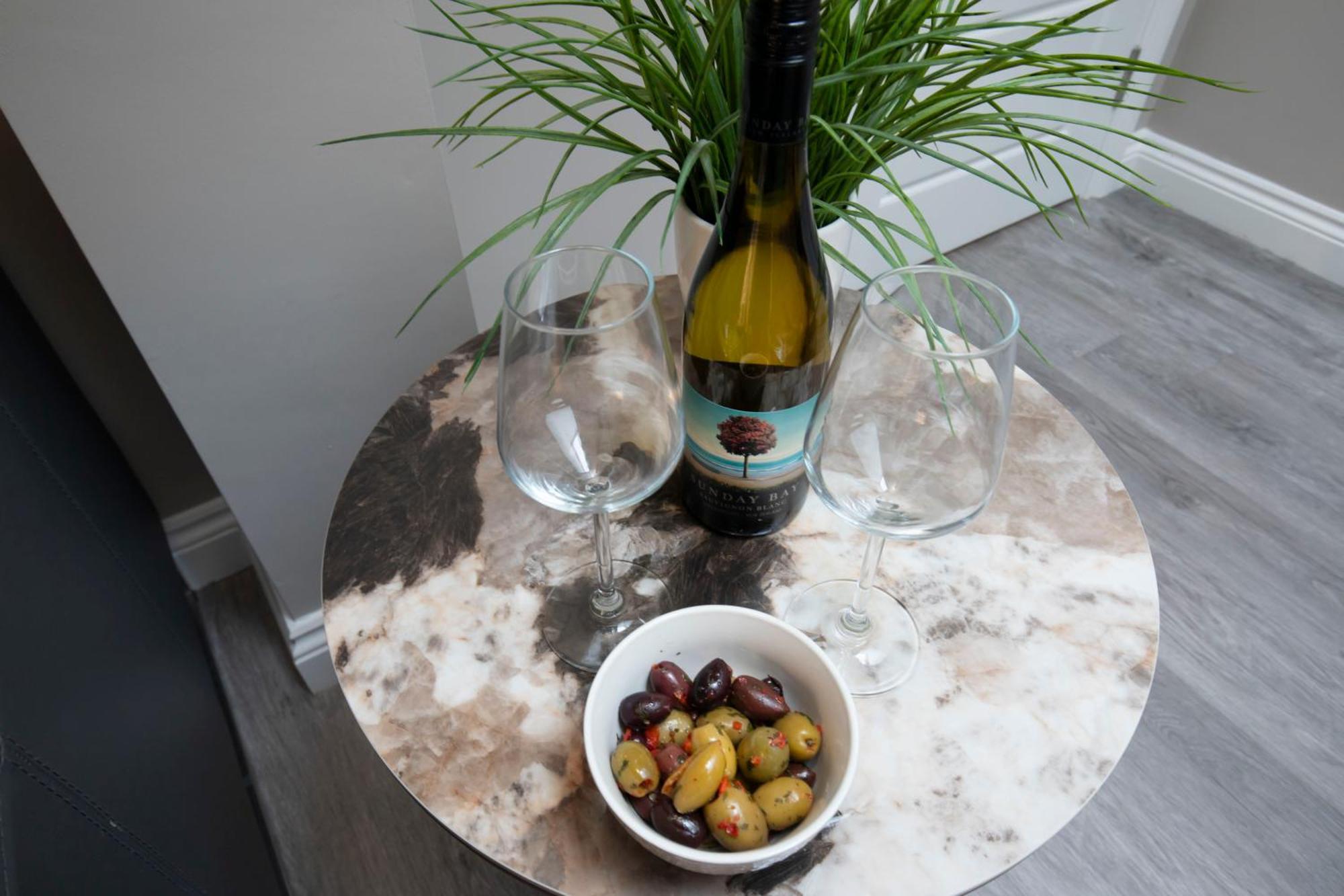 Elliot Oliver - Modern 2 Bedroom Town Centre Apartment Cheltenham Zewnętrze zdjęcie